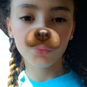 Meet your Posher, Ava